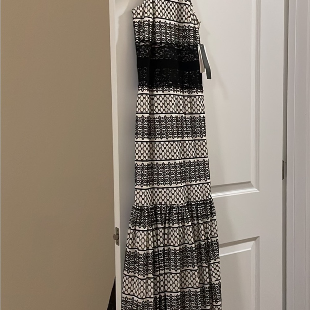 NWT H Halston Black and White Eyelet Lace Gown Dress - size 0 - Prom Formal - Picture 2 of 7